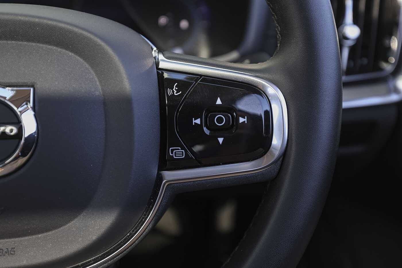 Volvo  S60 Ultimate, B5 Mild Hybrid, Petrol, Bright