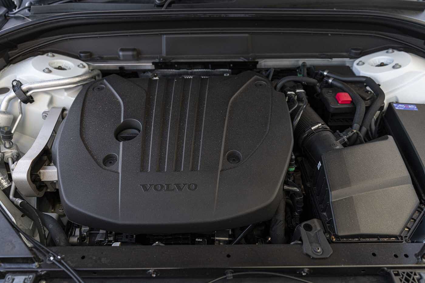 Volvo  XC60 Ultra, B5 AWD Mild hybrid, Petrol, Bright