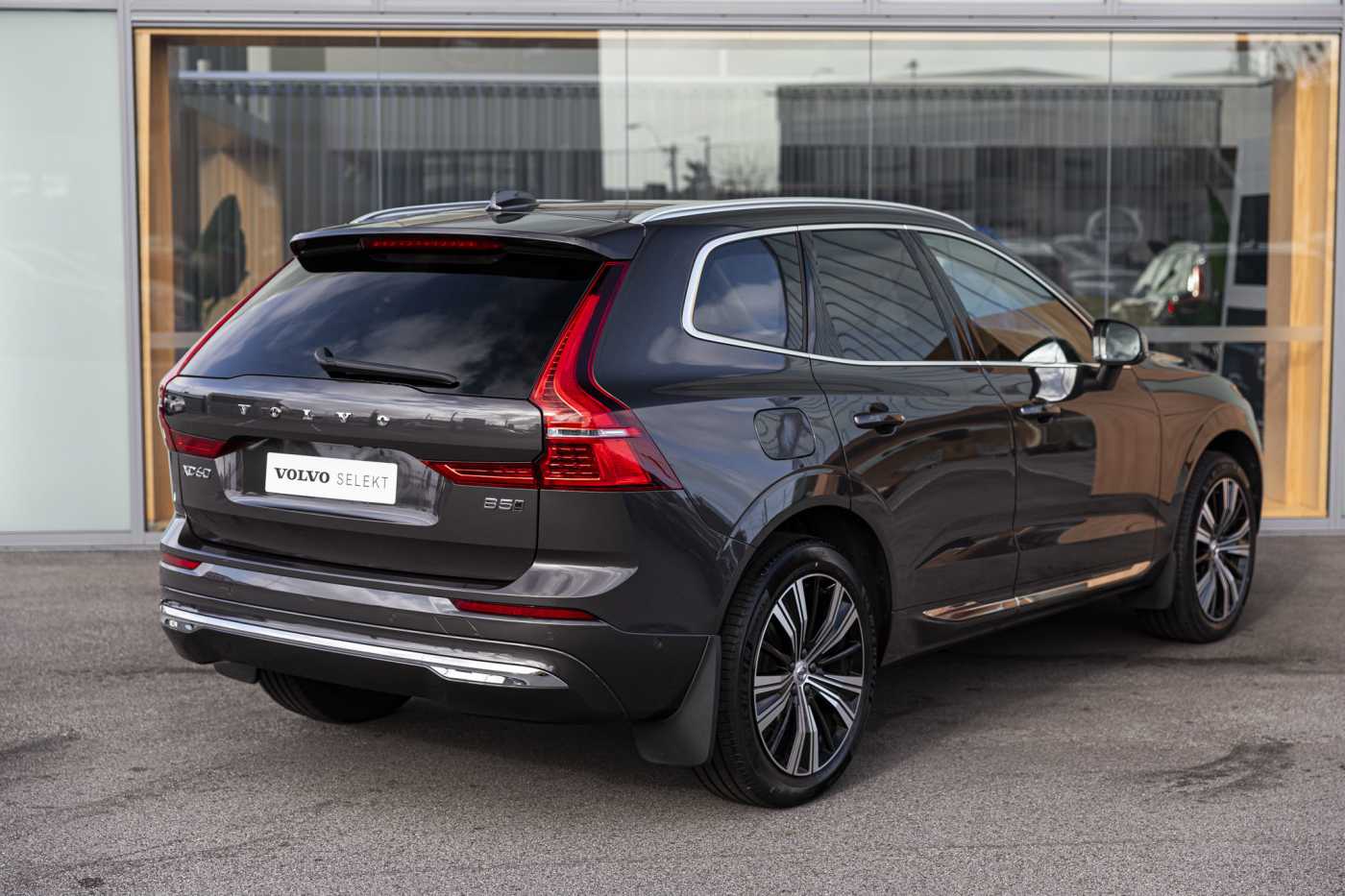 Volvo  XC60 Ultimate, B5 Mild Hybrid, Petrol, Bright