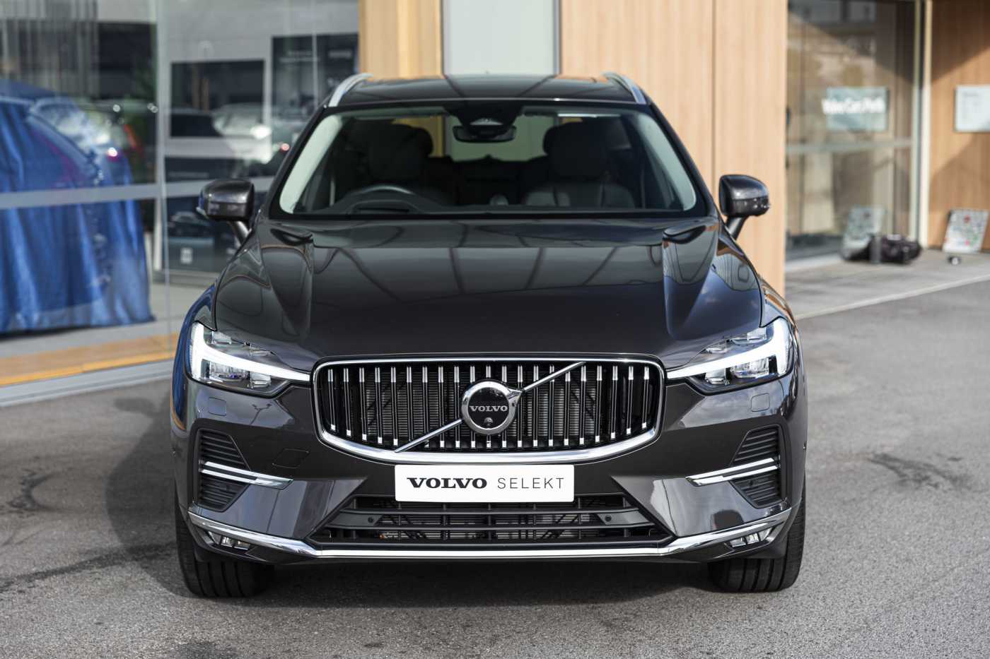 Volvo  XC60 Ultimate, B5 Mild Hybrid, Petrol, Bright