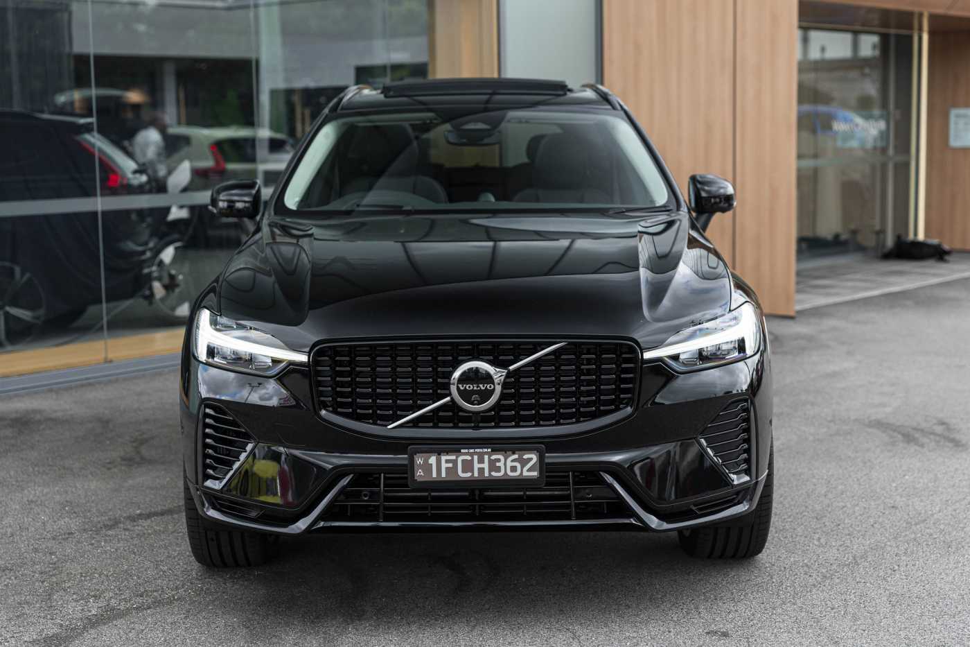 Volvo  UZ MY24 Recharge Ultimate T8 AWD Plug-In Hybrid