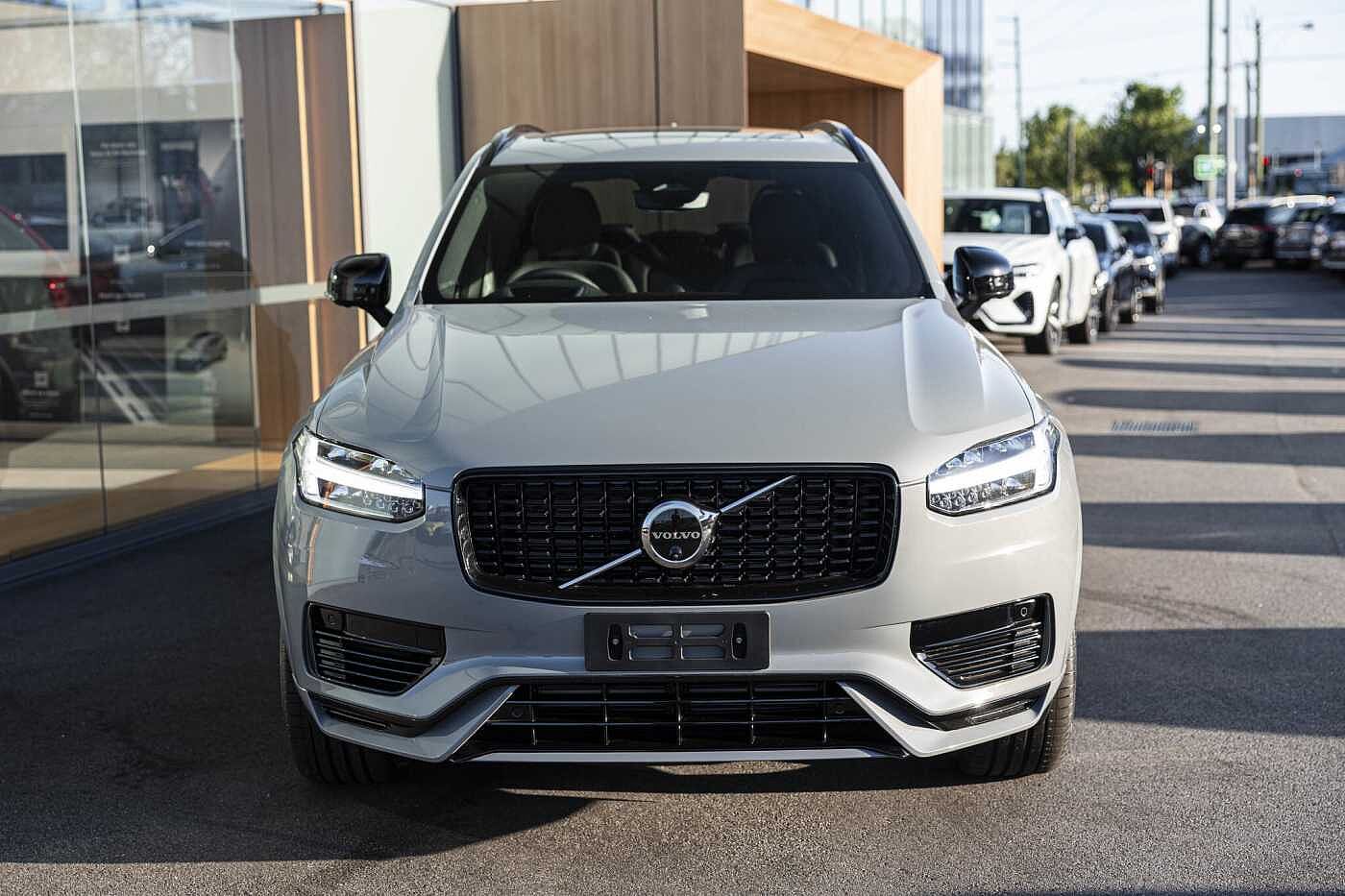 Volvo  XC90 Recharge Ultimate, T8 AWD Plug-in hybrid, Electric/Petrol, Dark, 7 Seats