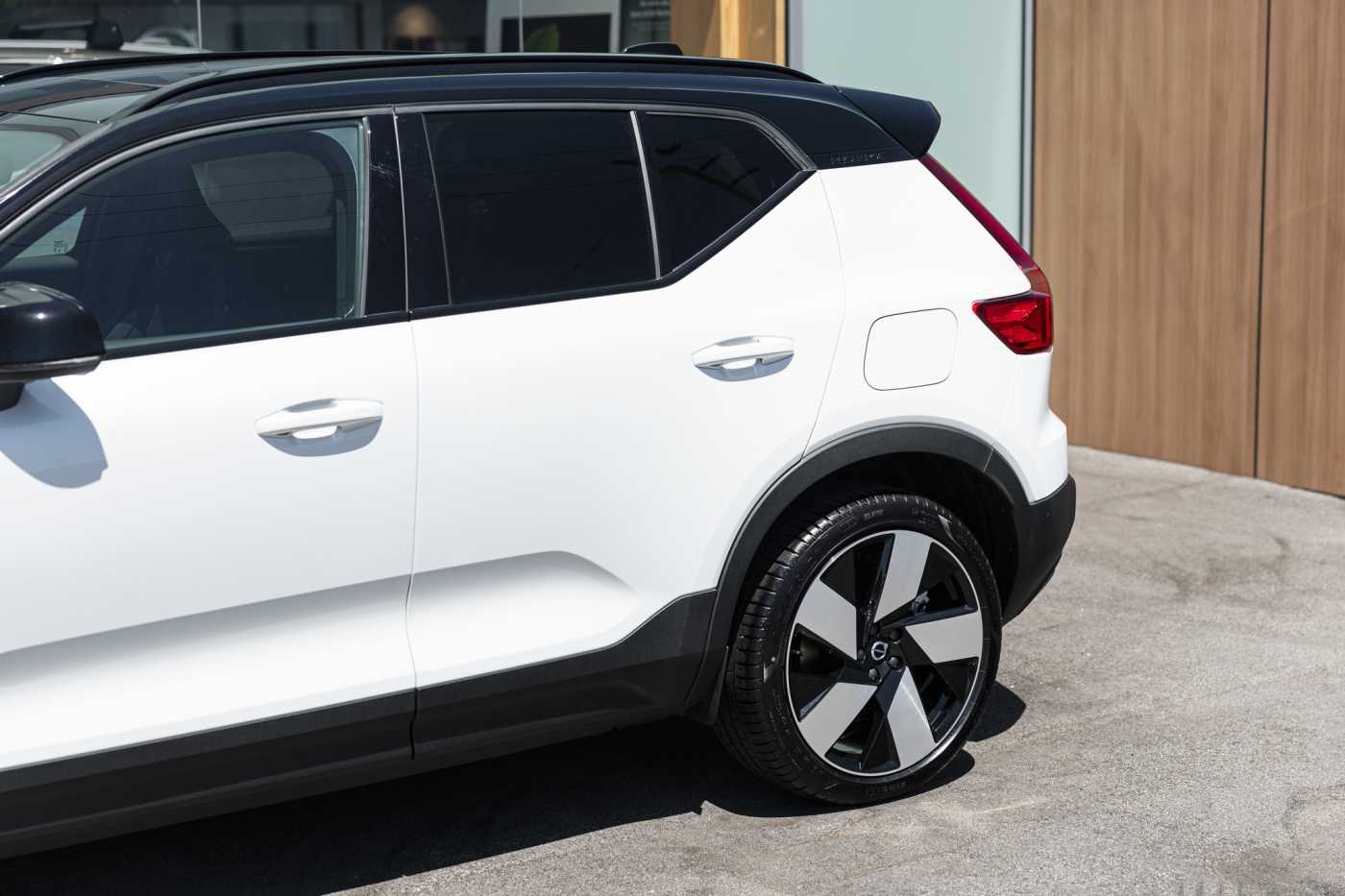 Volvo  XC40 Recharge Ultimate, Twin Motor, Electric