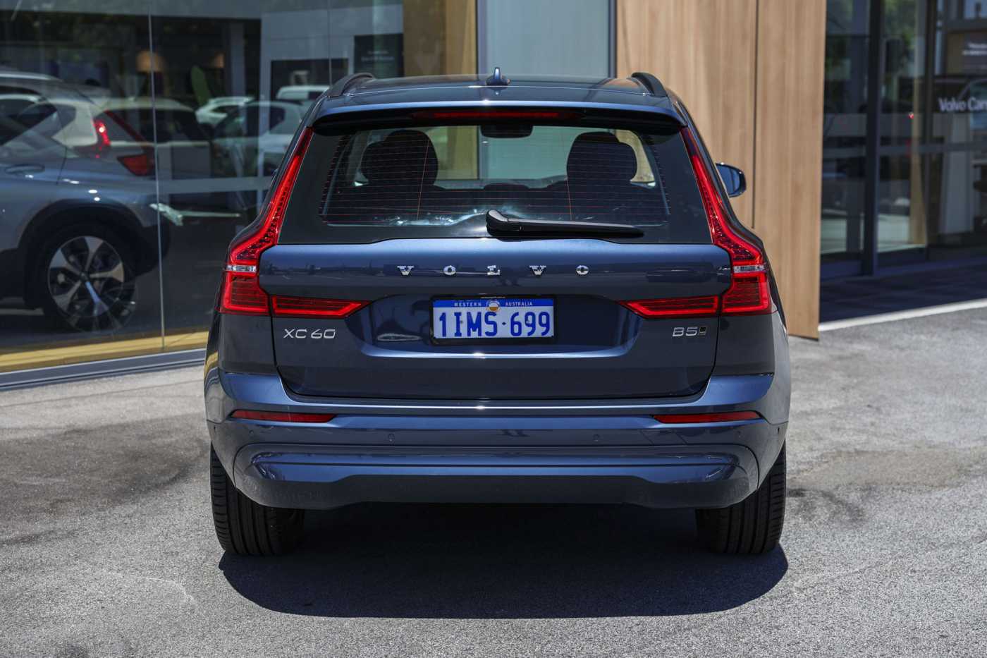 Volvo  XC60 Plus, B5 AWD Mild hybrid, Petrol