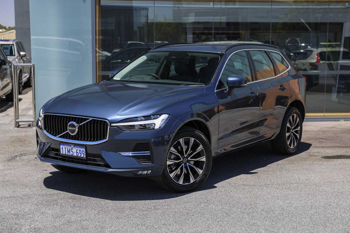 Volvo  XC60 Plus, B5 AWD Mild hybrid, Petrol