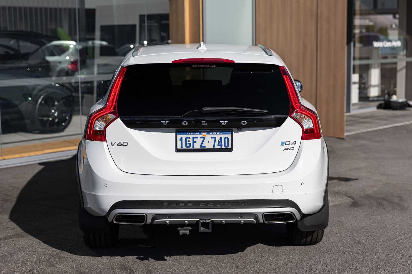 Volvo  V60 Cross Country D4 Luxury