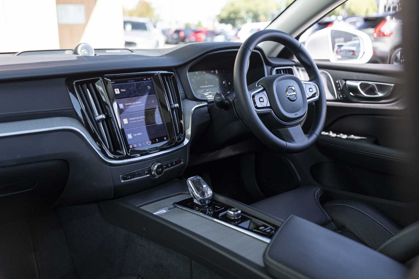 Volvo  S60 Ultimate, B5 AWD Mild hybrid, Petrol, Bright