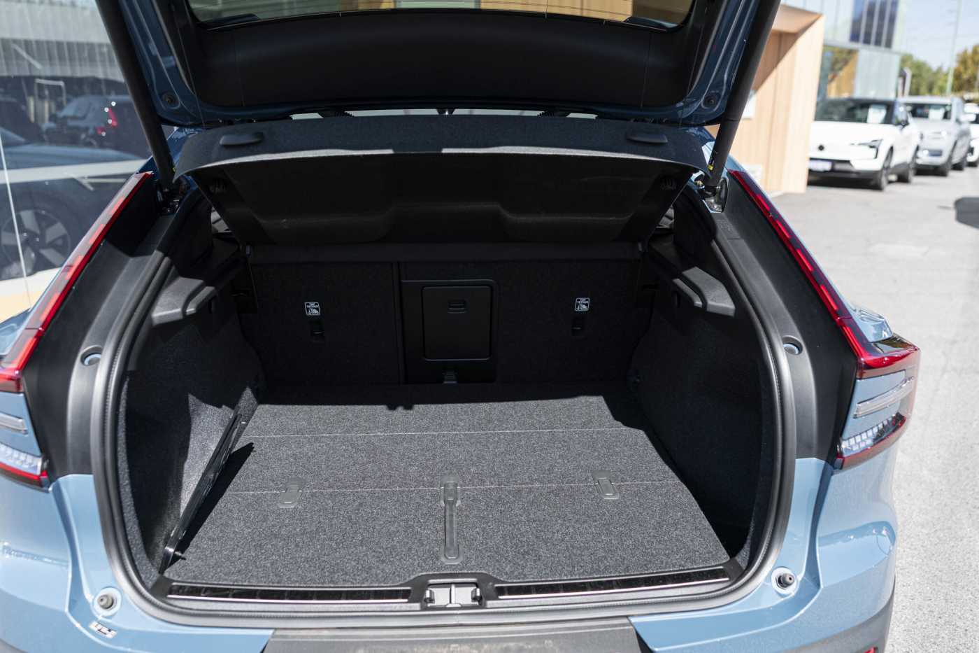 Volvo  C40 Recharge Ultimate, Twin Motor, Electric