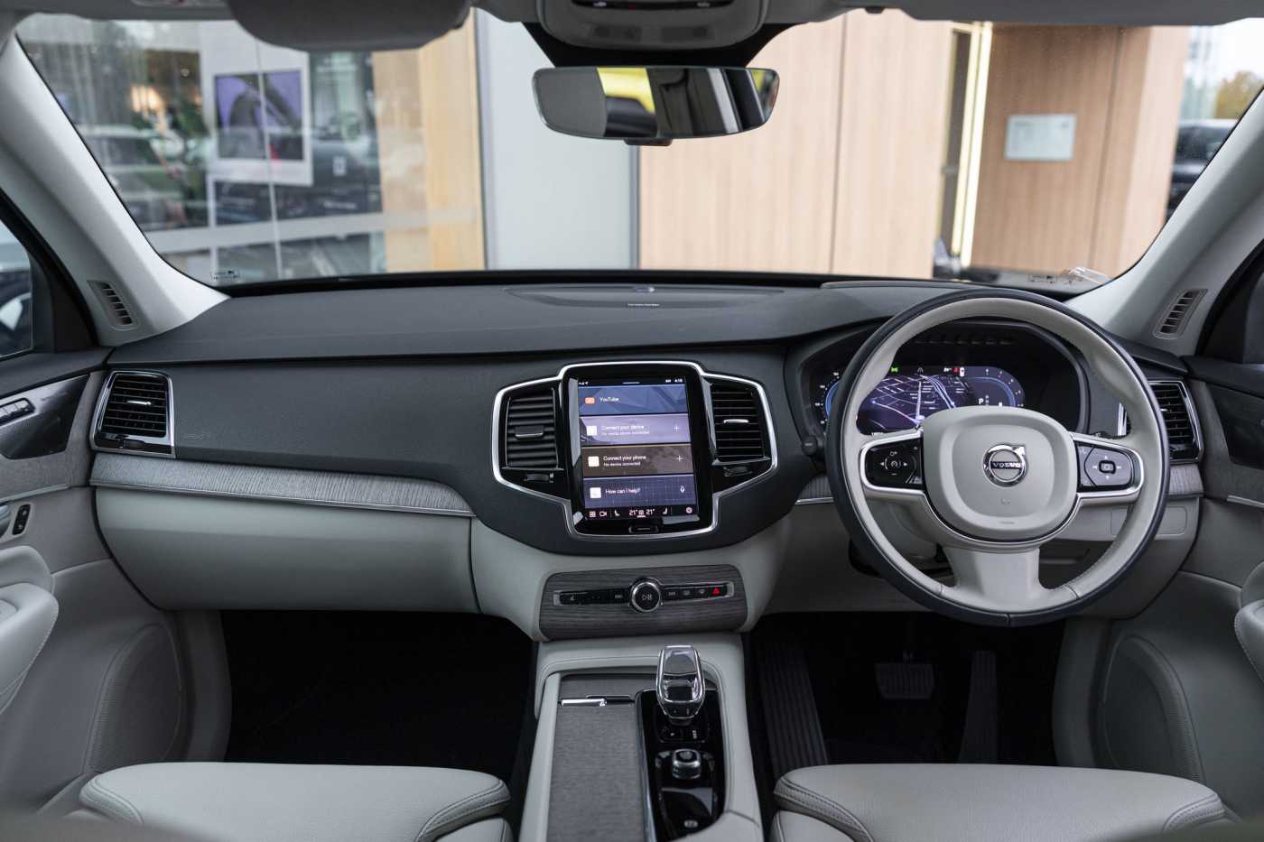 Volvo  XC90 Plus, B5 Mild Hybrid, Petrol, 7 Seats