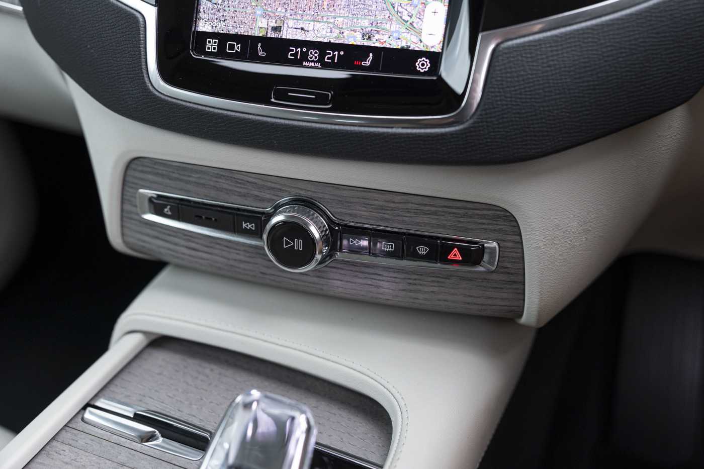 Volvo  XC90 Plus, B5 Mild Hybrid, Petrol, 7 Seats