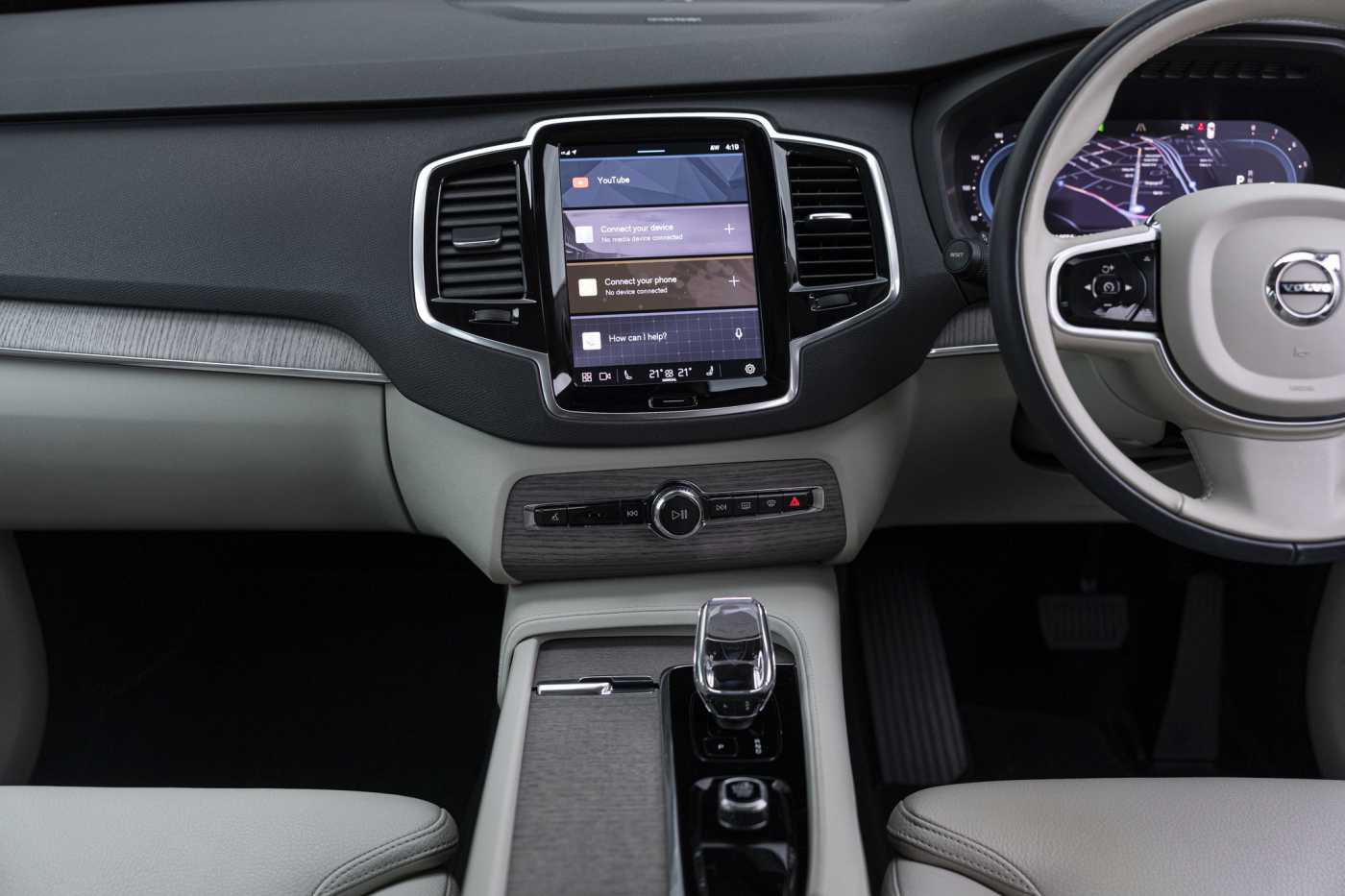 Volvo  XC90 Plus, B5 Mild Hybrid, Petrol, 7 Seats