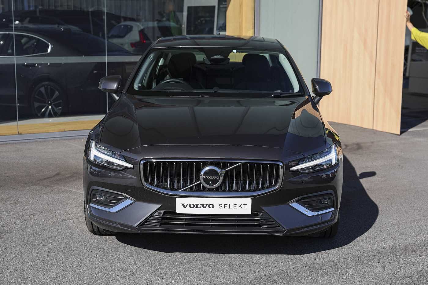 Volvo  S60 Ultimate, B5 Mild Hybrid, Petrol, Bright