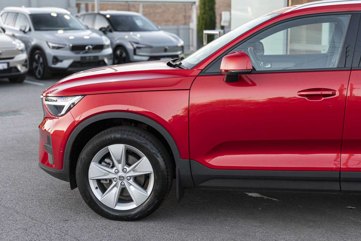 Volvo  XC40 Plus, B4 Mild Hybrid, Petrol
