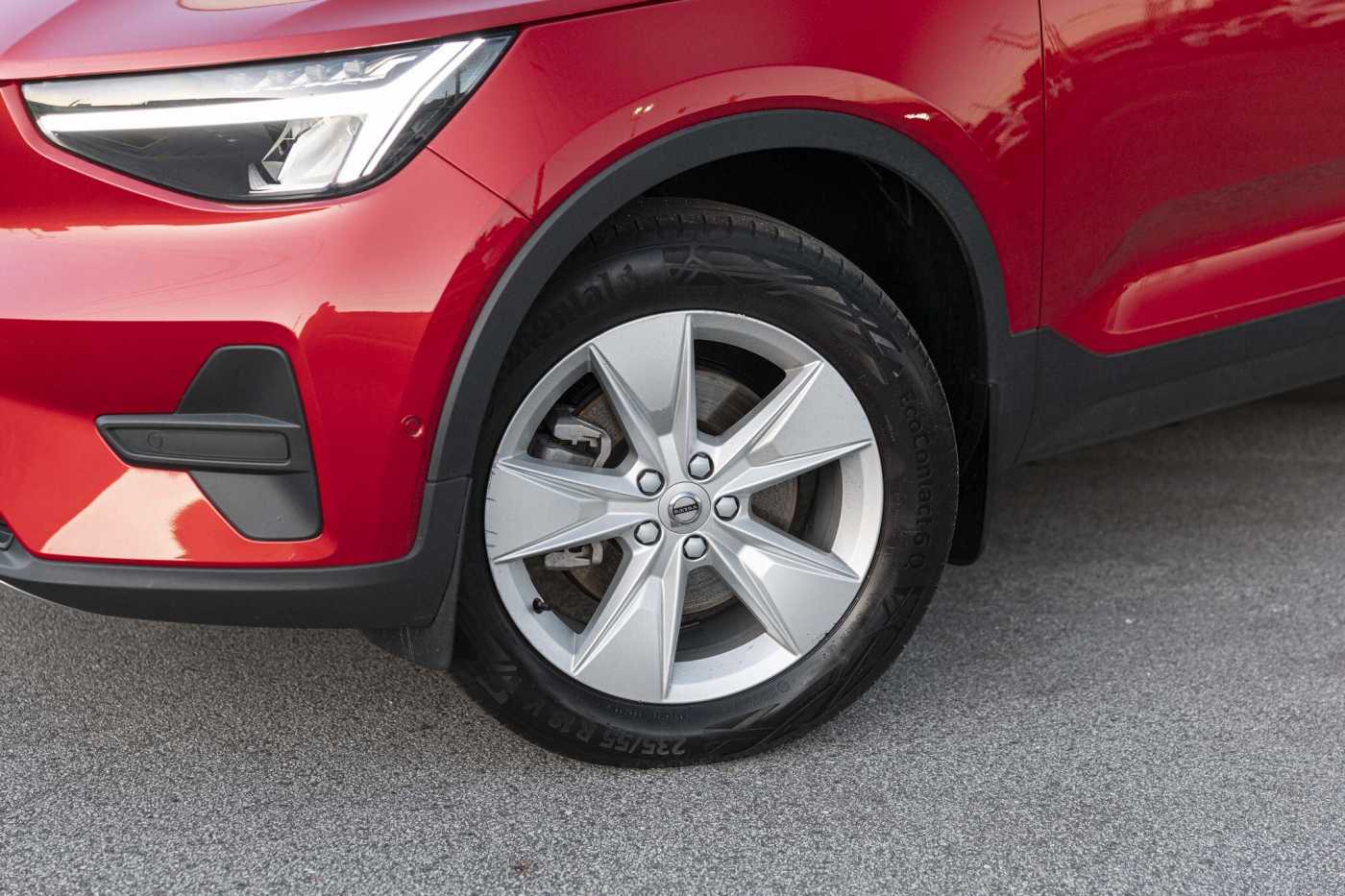 Volvo  XC40 Plus, B4 Mild Hybrid, Petrol