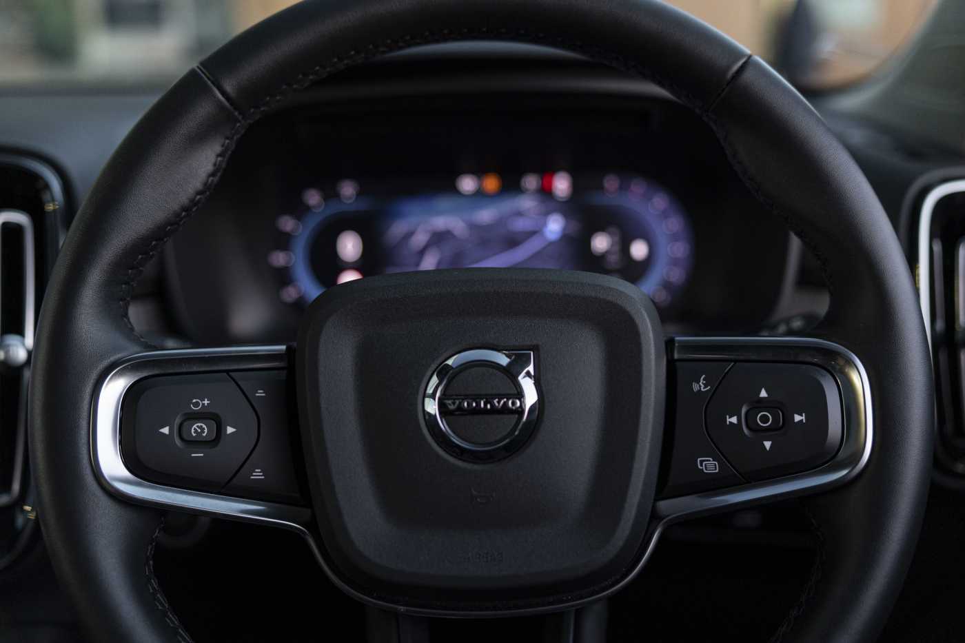 Volvo  XC40 Plus, B4 Mild Hybrid, Petrol