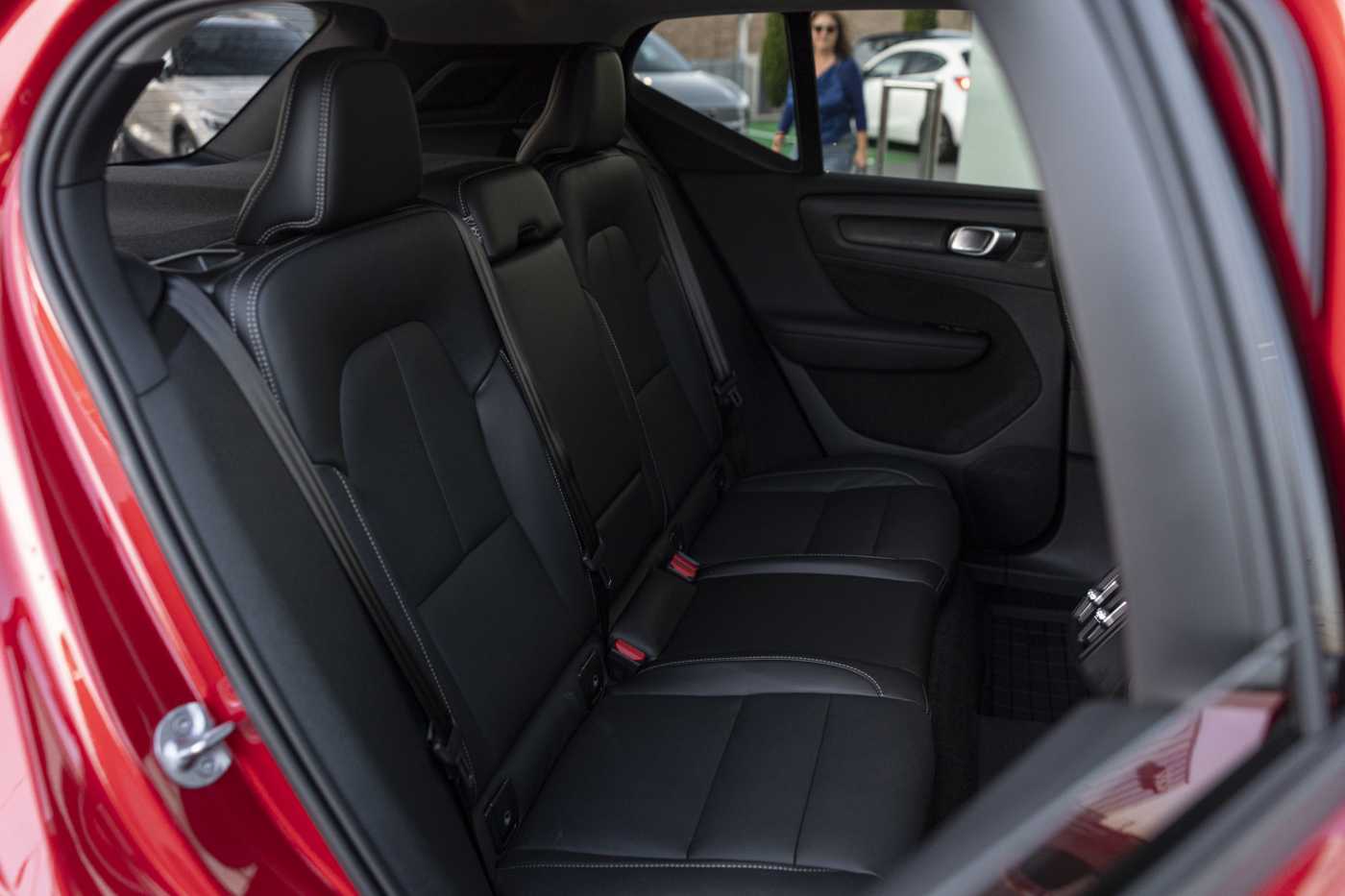 Volvo  XC40 Plus, B4 Mild Hybrid, Petrol
