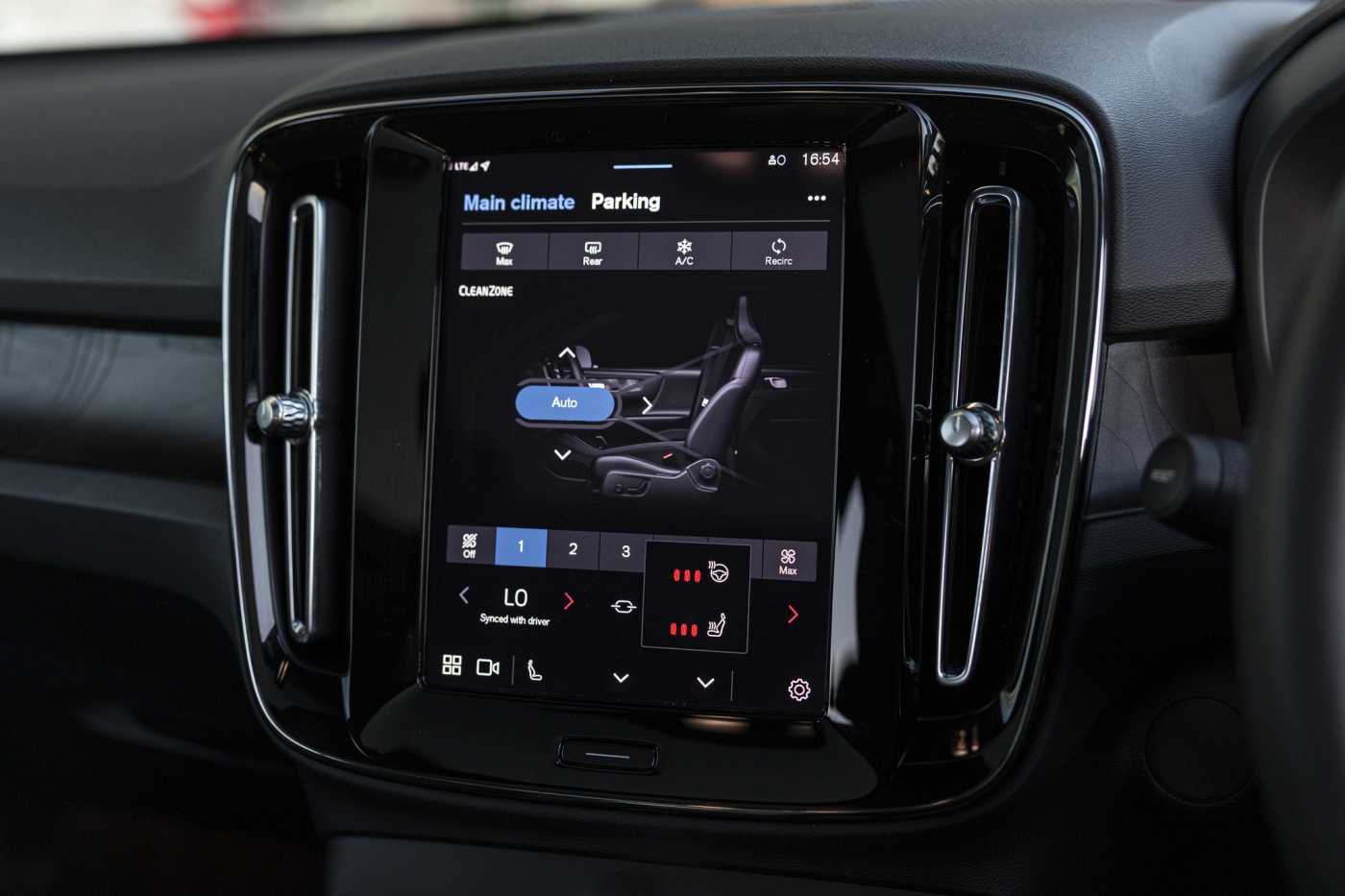 Volvo  XK MY24 Recharge AWD Twin
