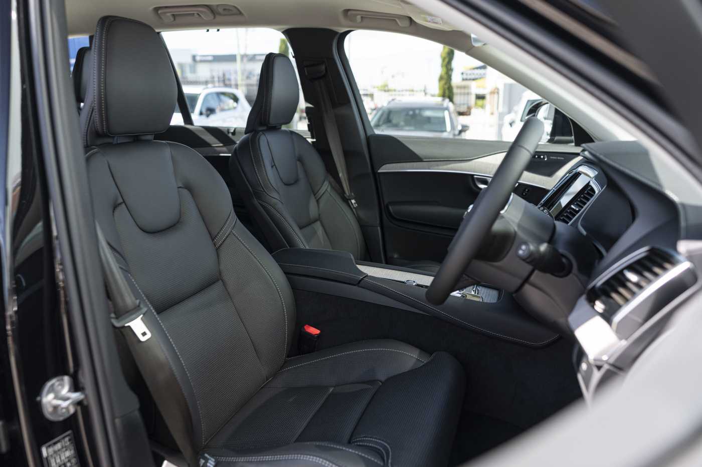 Volvo  XC90 Ultimate, B6 AWD Mild hybrid, Petrol, Bright, 7 Seats