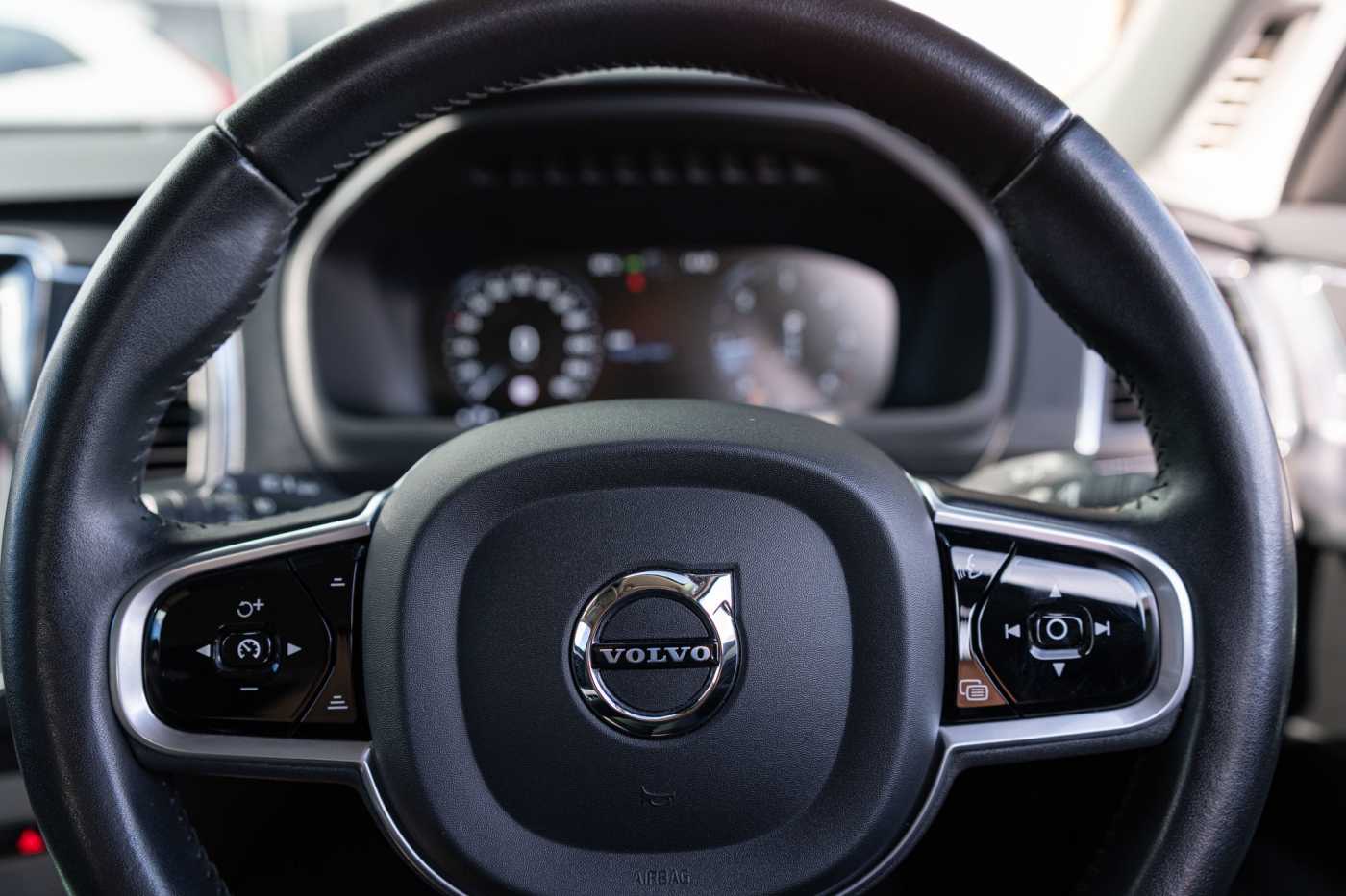 Volvo  XC90 D5 Momentum AWD