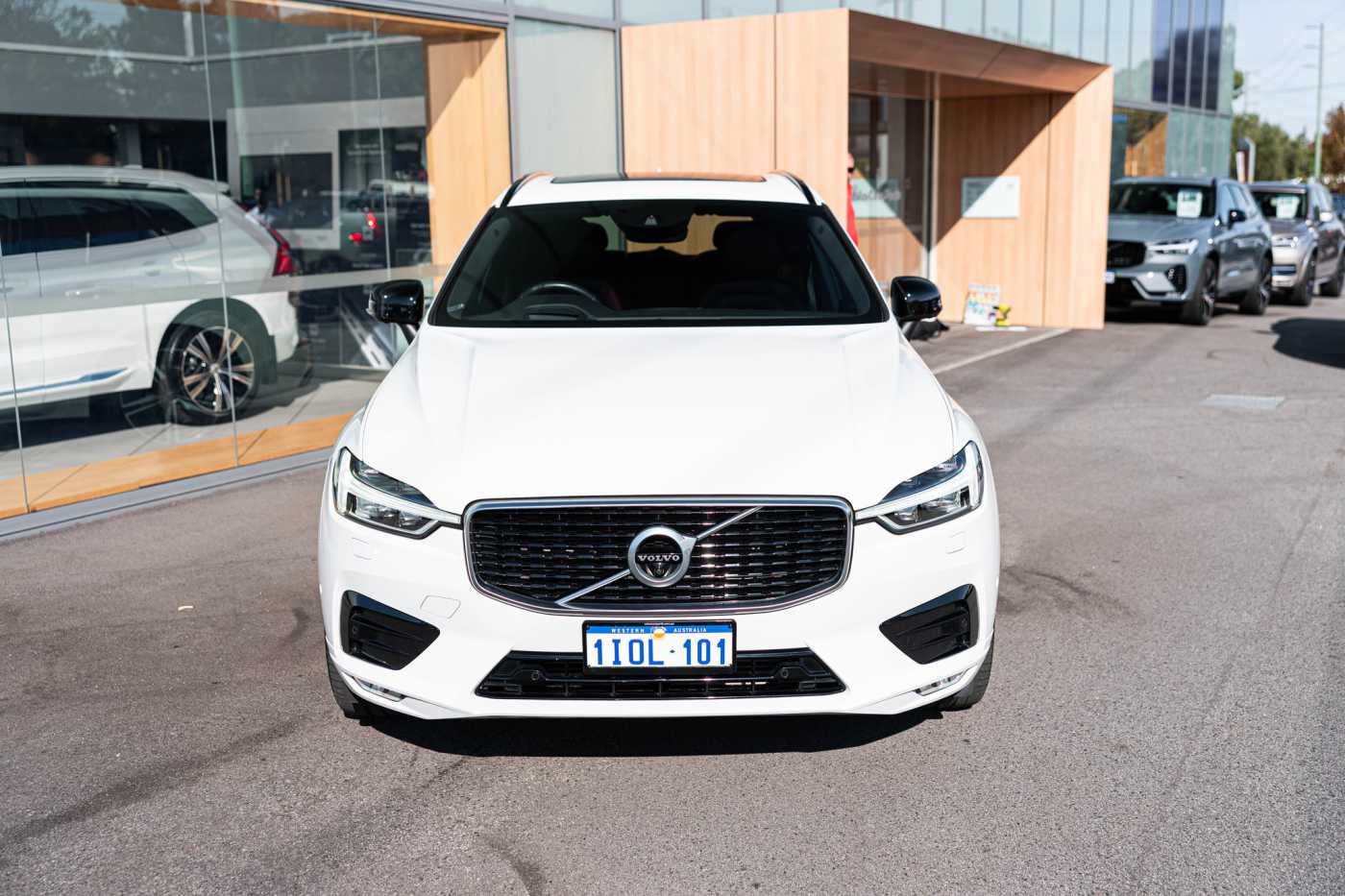 Volvo  XC60 D5 R-Design AWD