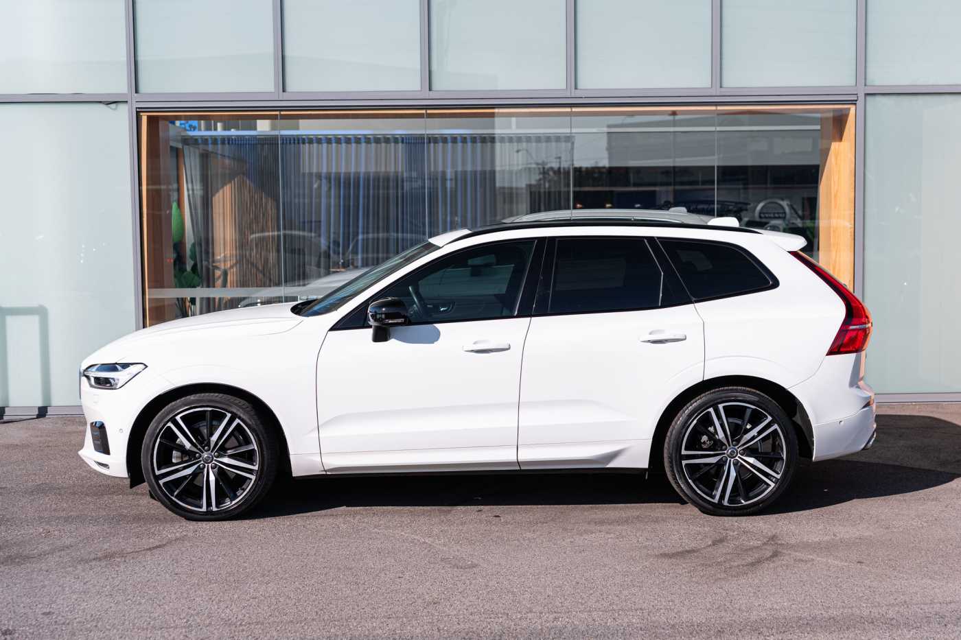 Volvo  XC60 D5 R-Design AWD