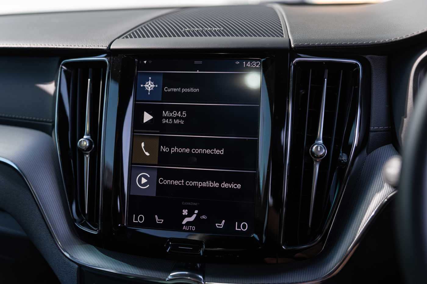 Volvo  XC60 D5 R-Design AWD