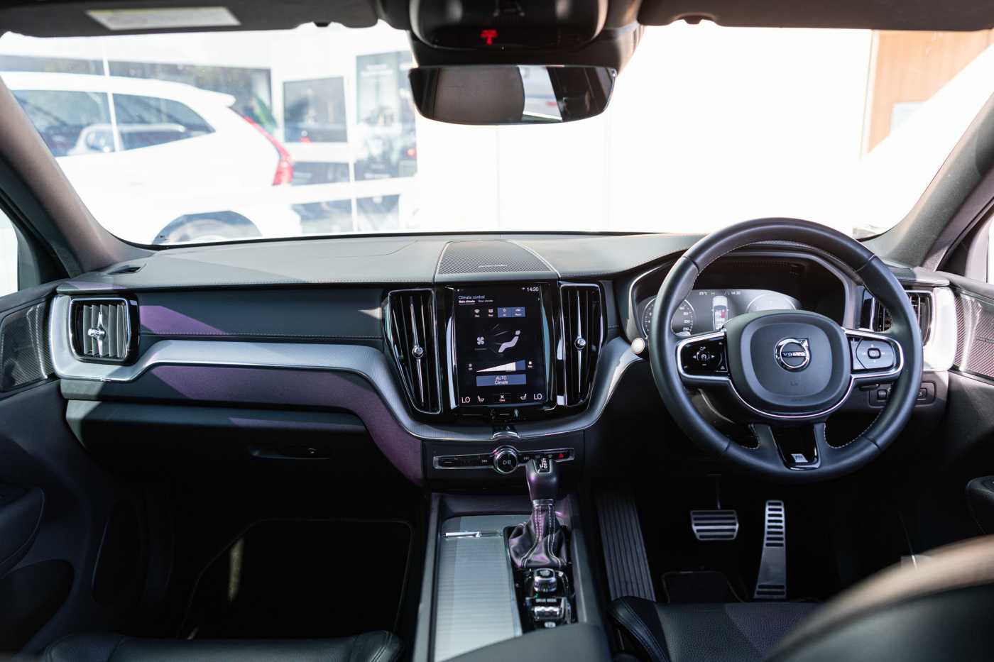 Volvo  XC60 D5 R-Design AWD