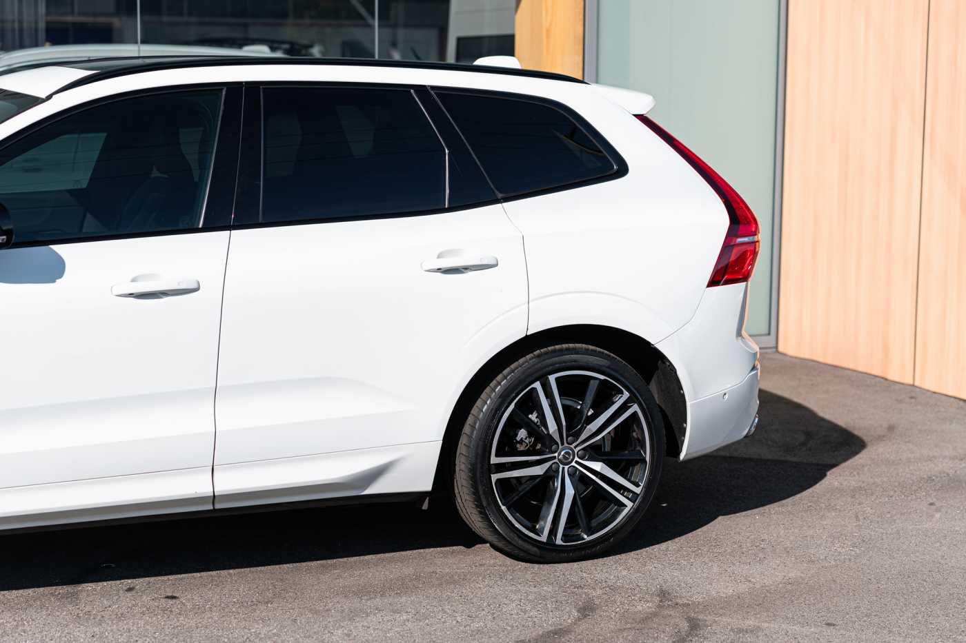 Volvo  XC60 D5 R-Design AWD