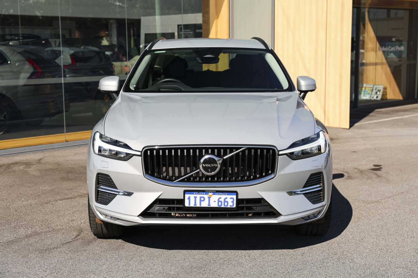 Volvo  XC60 Momentum, B5 mild hybrid
