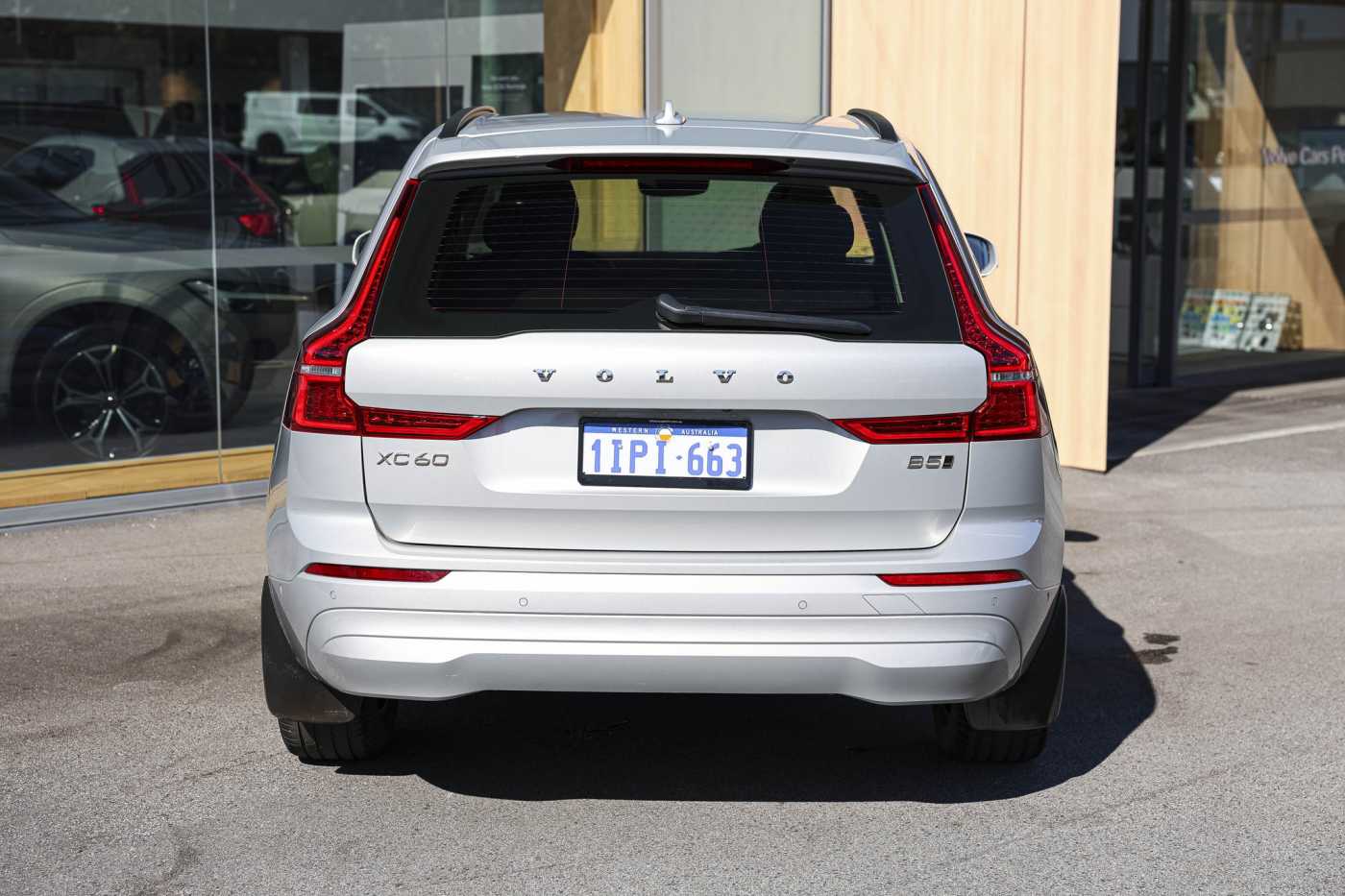 Volvo  XC60 Momentum, B5 mild hybrid