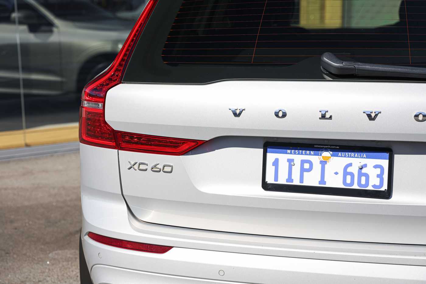Volvo  XC60 Momentum, B5 mild hybrid