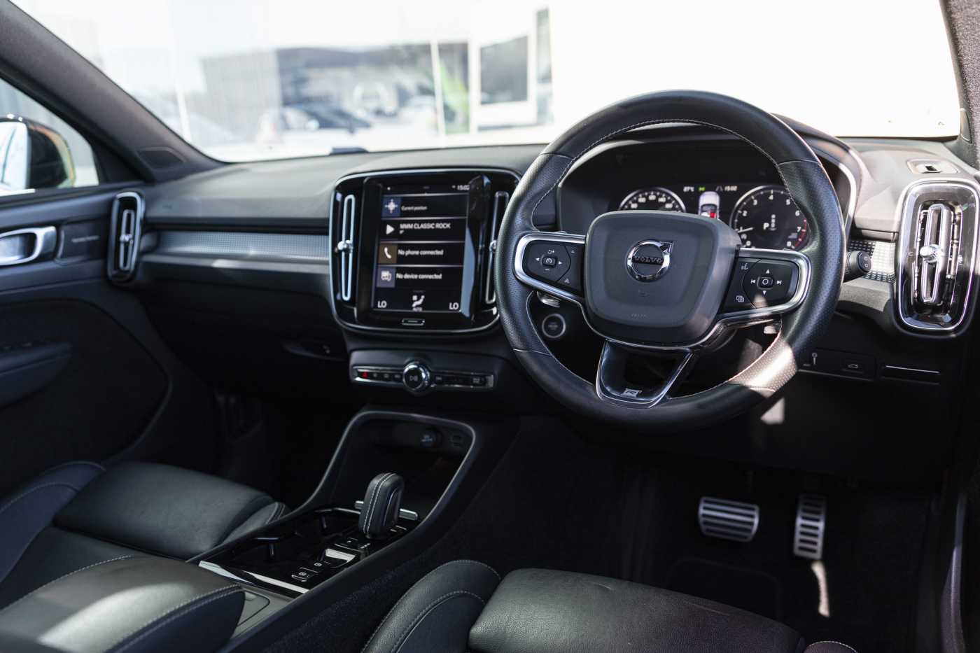 Volvo  XC40 T5 R-Design AWD