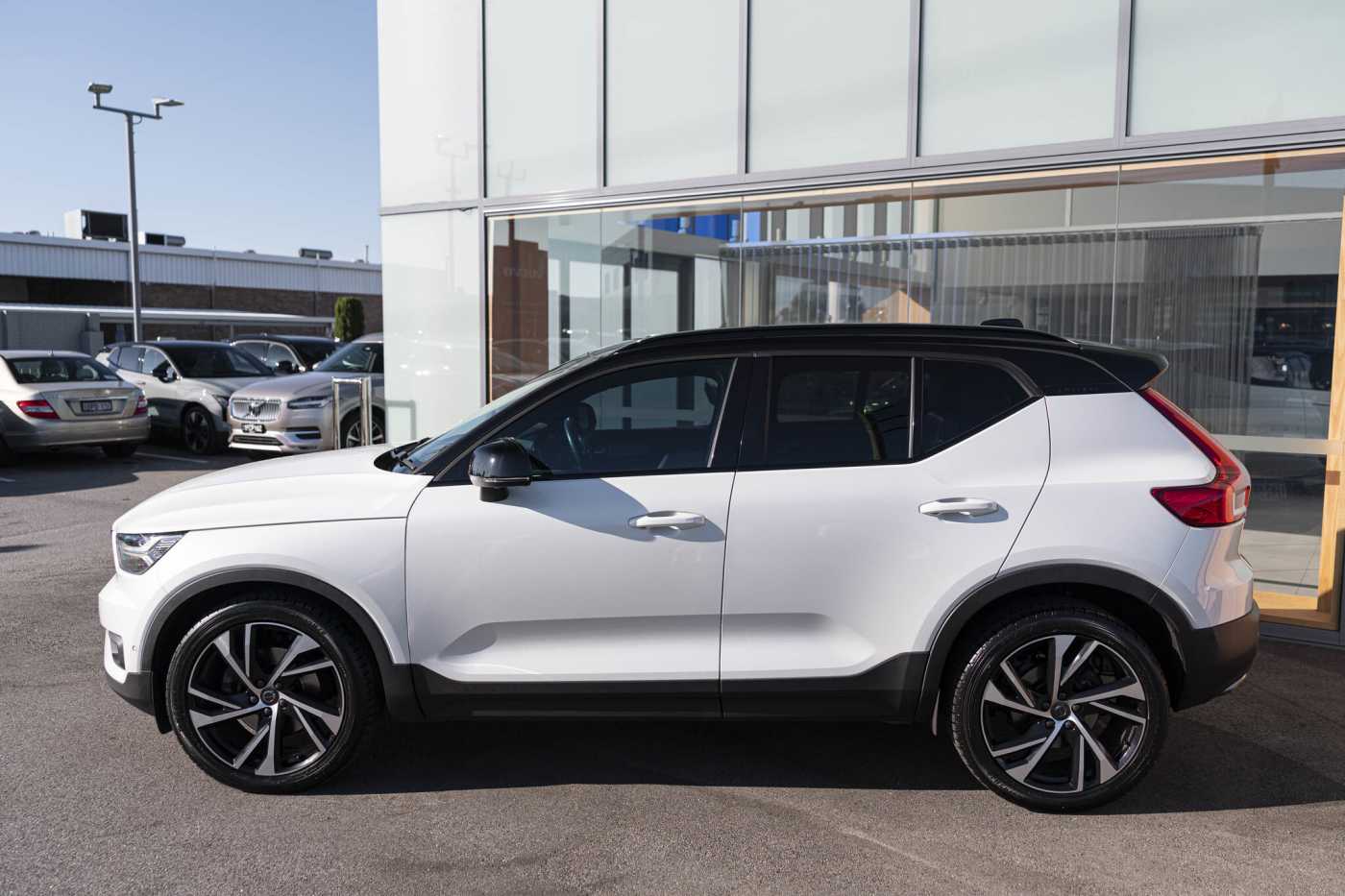 Volvo  XC40 T5 R-Design AWD