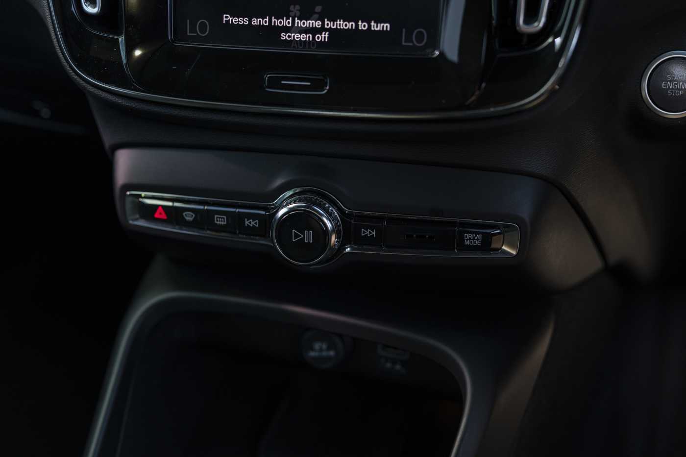 Volvo  XC40 T5 R-Design AWD
