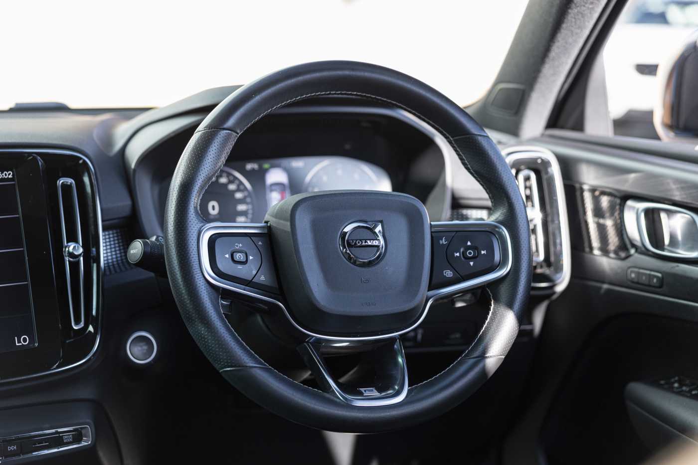 Volvo  XC40 T5 R-Design AWD