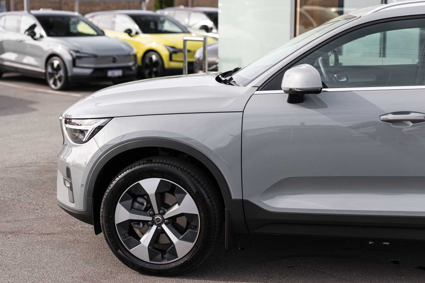 Volvo  XC40 Ultra, B4 AWD Mild hybrid, Petrol, Bright