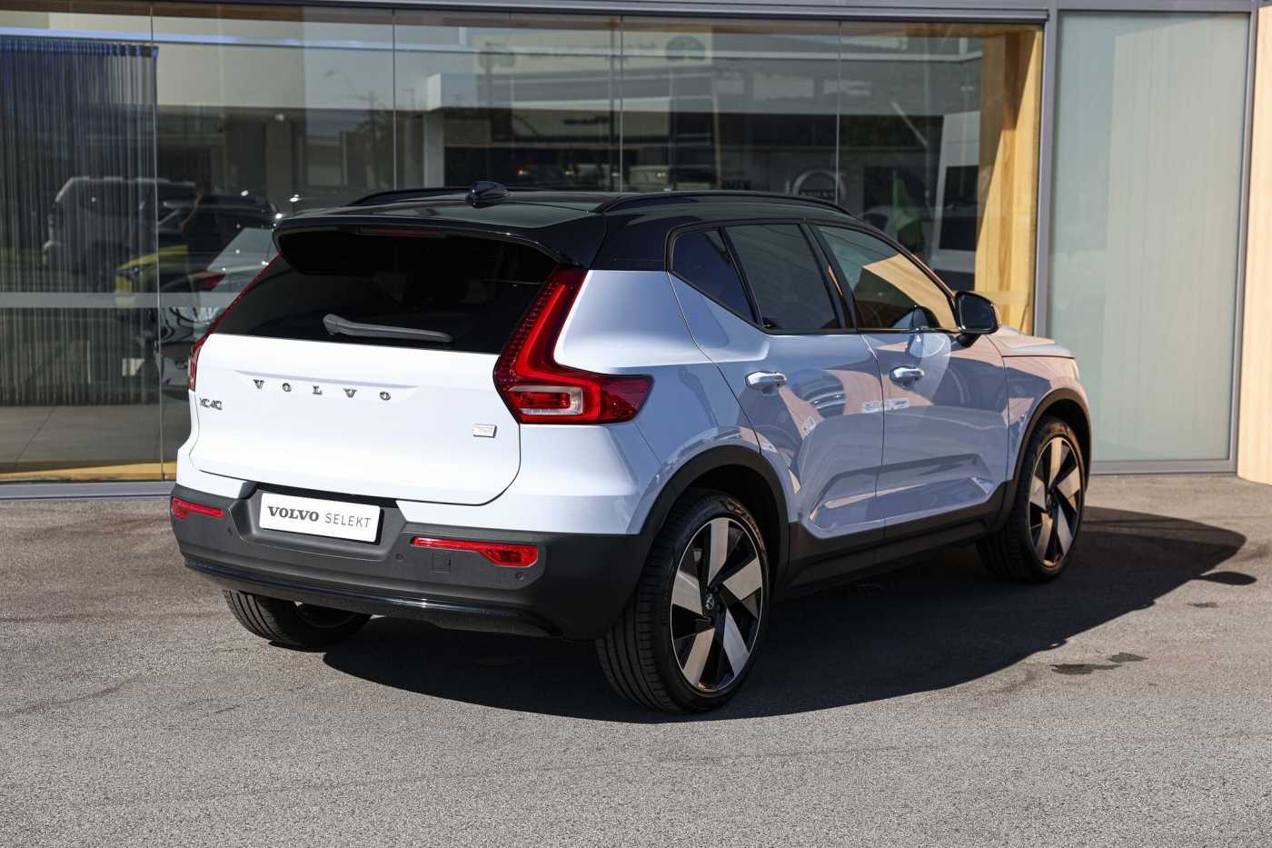 Volvo  XC40 Recharge Ultimate, Twin Motor, Electric