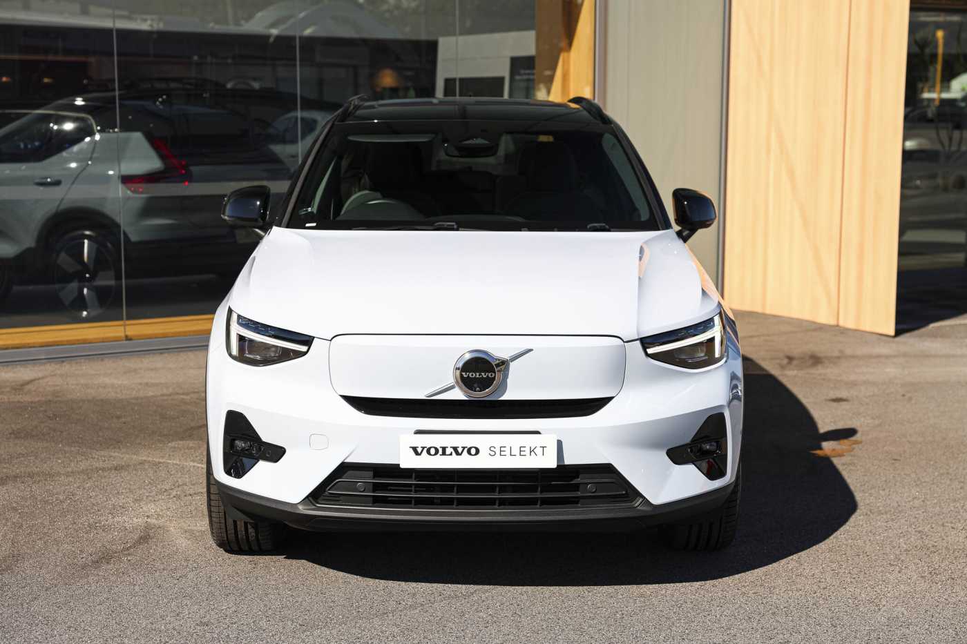 Volvo  XC40 Recharge Ultimate, Twin Motor, Electric