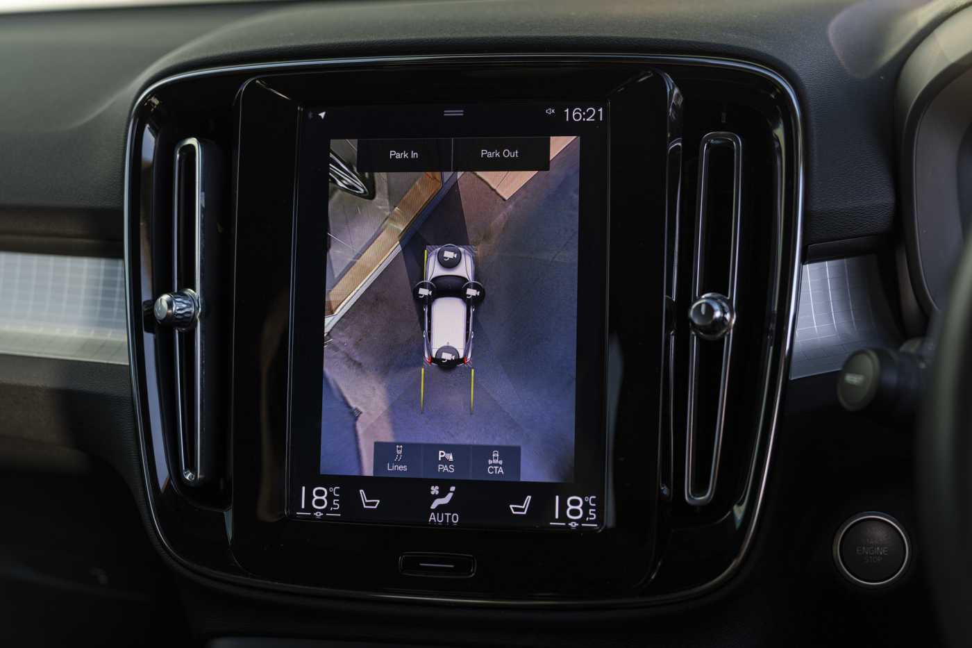 Volvo  XC40 T4 Momentum FWD
