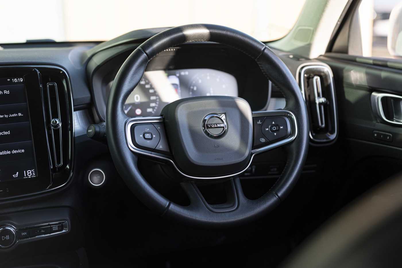 Volvo  XC40 T4 Momentum FWD