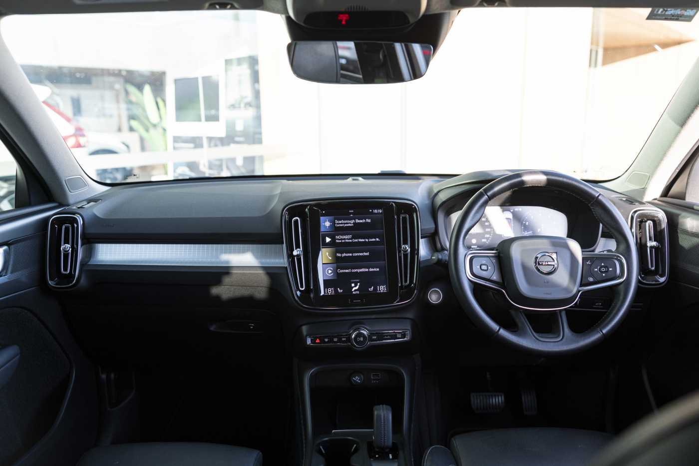 Volvo  XC40 T4 Momentum FWD