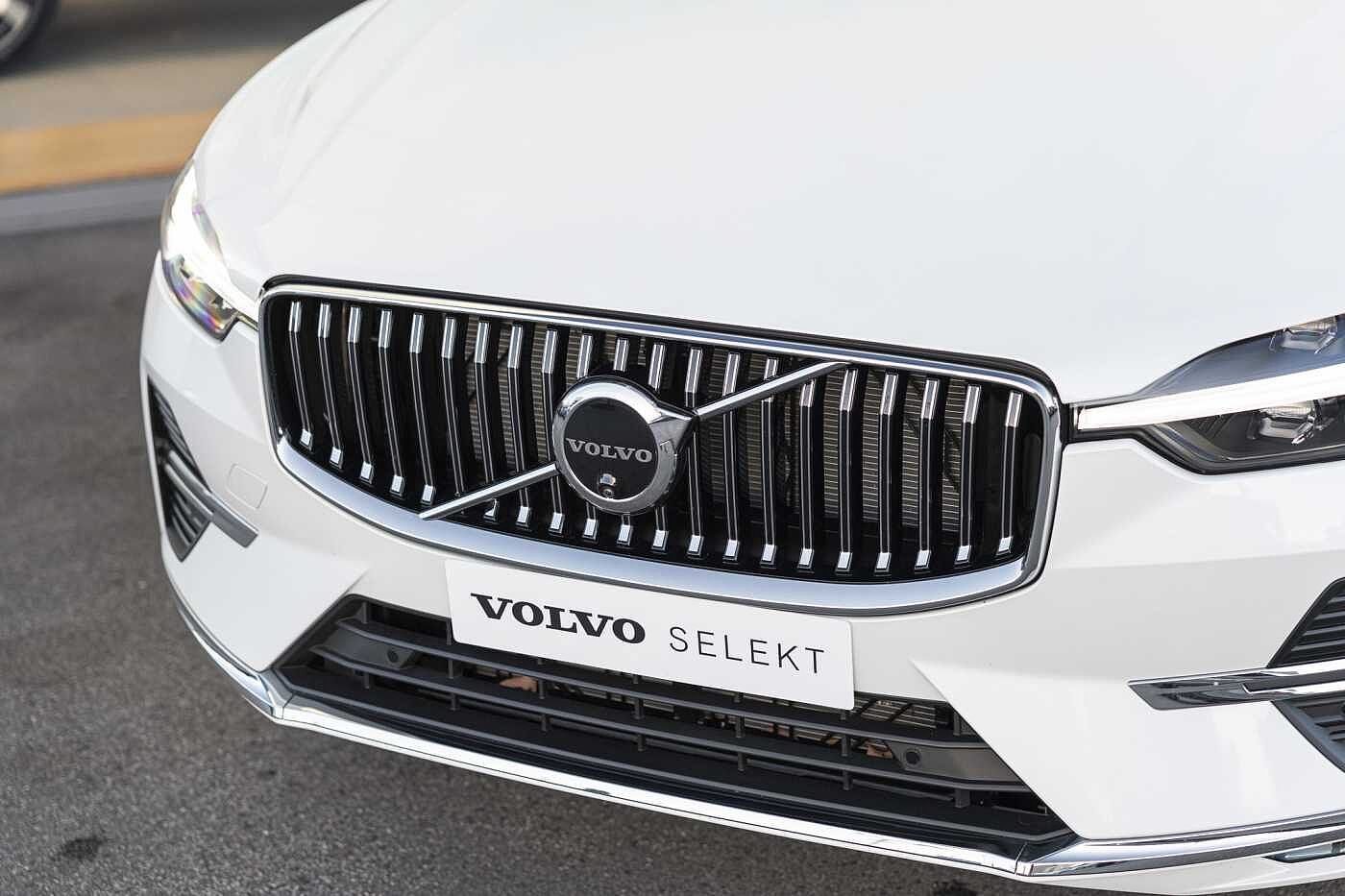 Volvo  XC60 Ultra, B5 AWD Mild hybrid, Petrol, Bright