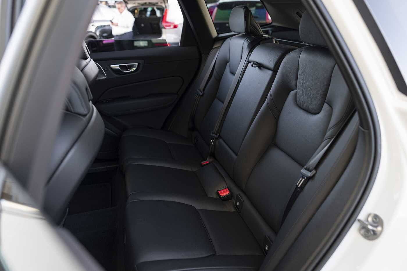 Volvo  XC60 Ultra, B5 AWD Mild hybrid, Petrol, Bright
