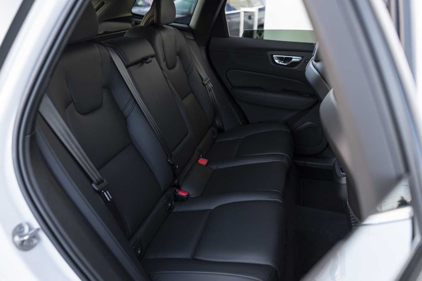 Volvo  XC60 Ultra, B5 AWD Mild hybrid, Petrol, Bright