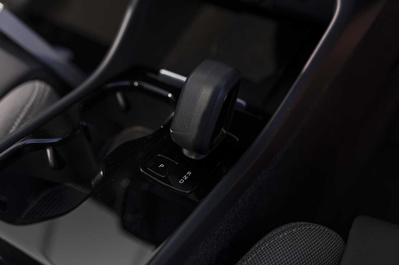 Volvo  C40 Recharge Ultimate, Twin Motor, Electric