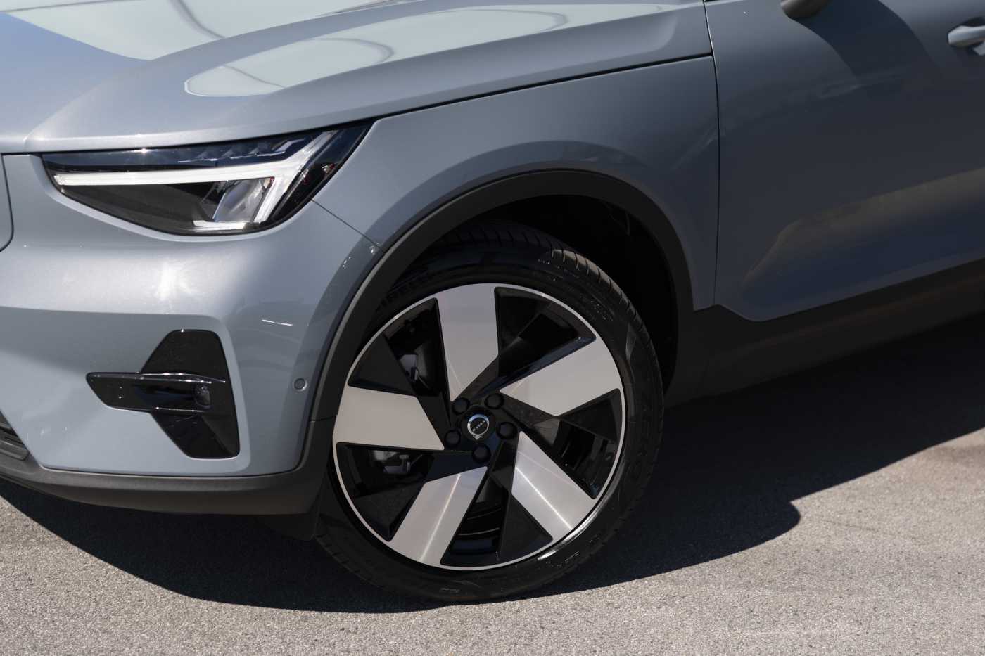 Volvo  C40 Recharge Ultimate, Twin Motor, Electric