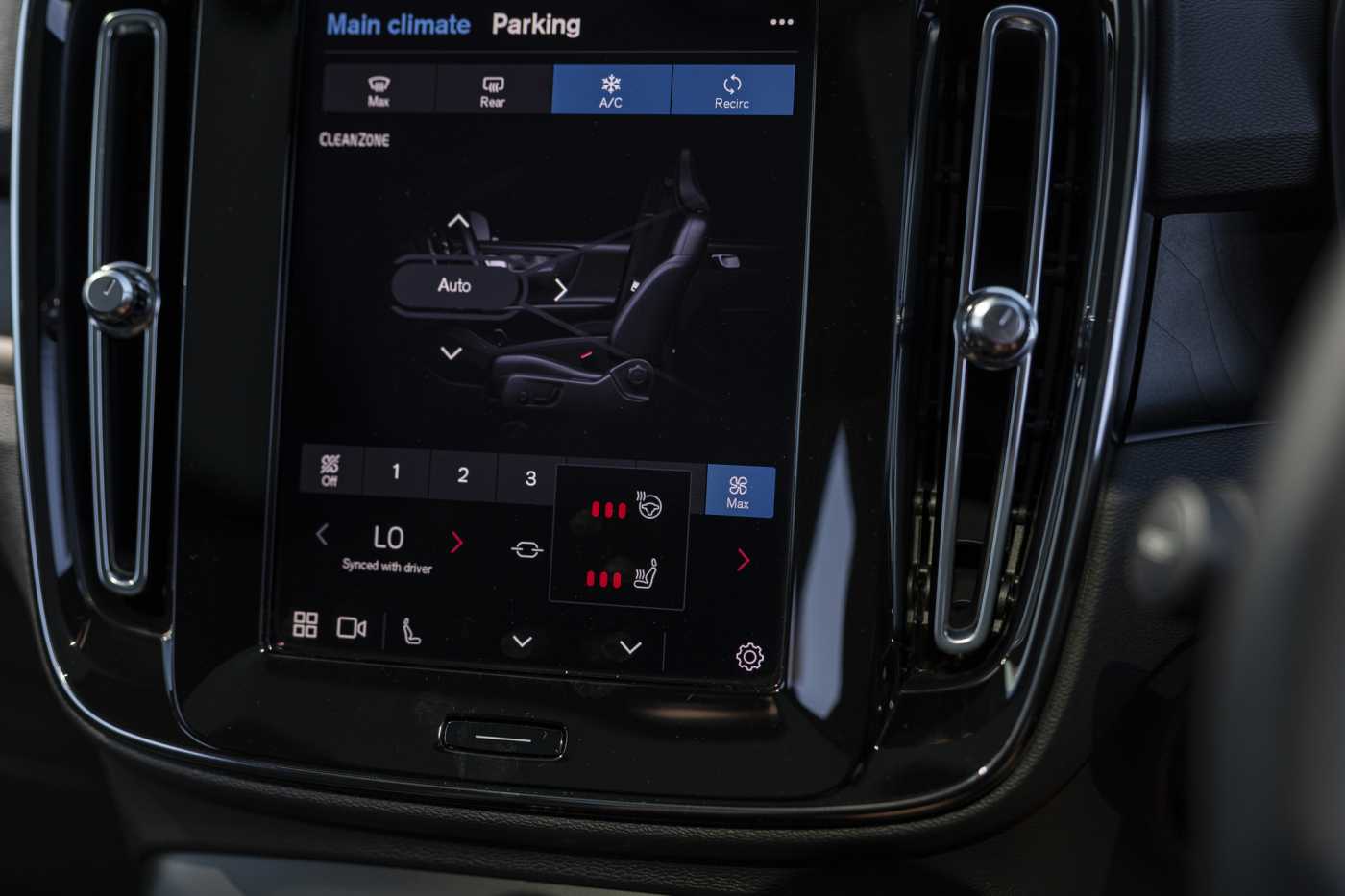 Volvo  C40 Recharge Ultimate, Twin Motor, Electric