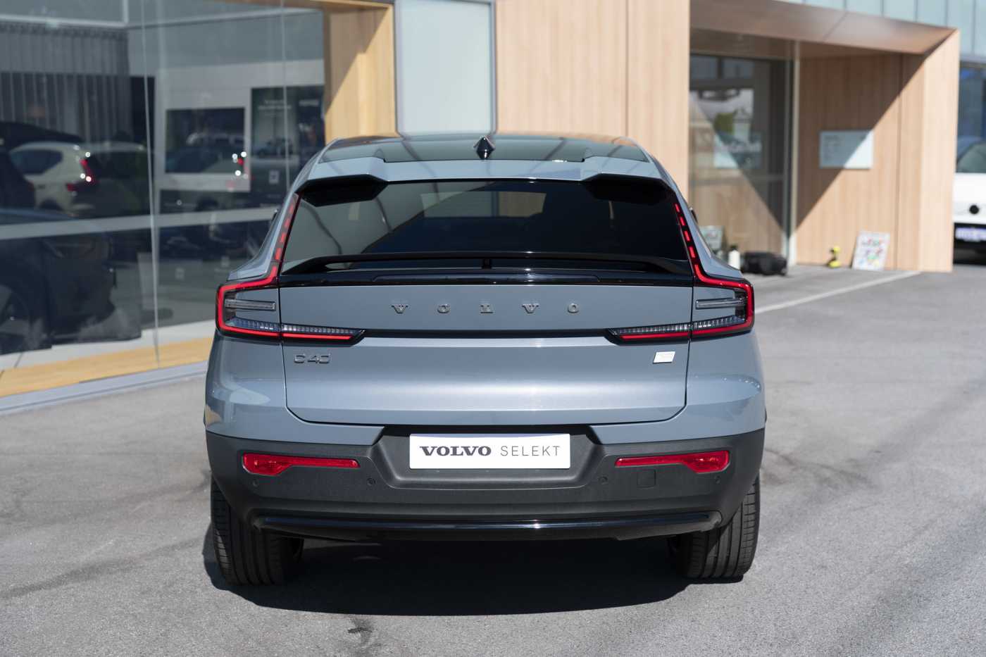 Volvo  C40 Recharge Ultimate, Twin Motor, Electric