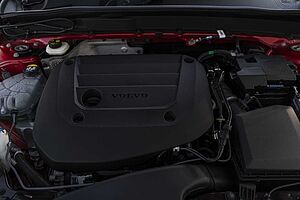 Volvo  XC40 Plus, B4 Mild Hybrid, Petrol