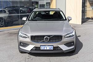 Volvo  Z Series MY24 Ultimate B5 Geartronic AWD Bright